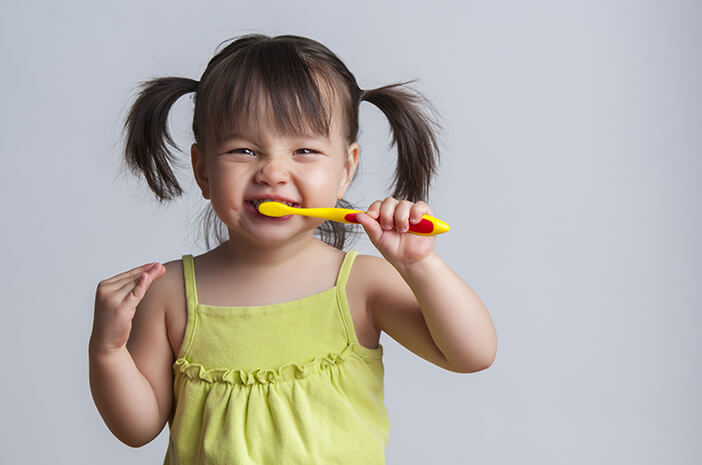 Малыш использует слишком много зубной пасты, это последствия