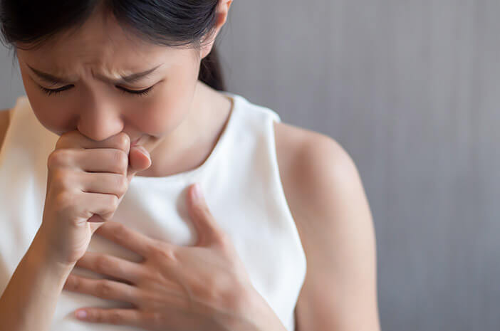 Häufiges Wiederauftreten von Husten, achten Sie auf Halsschmerzen-Symptome