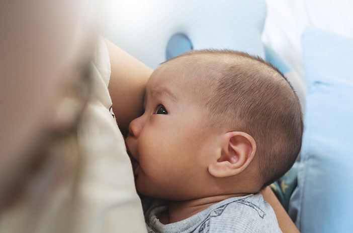 Känna till fördelarna med tidig amning för mödrar och spädbarn