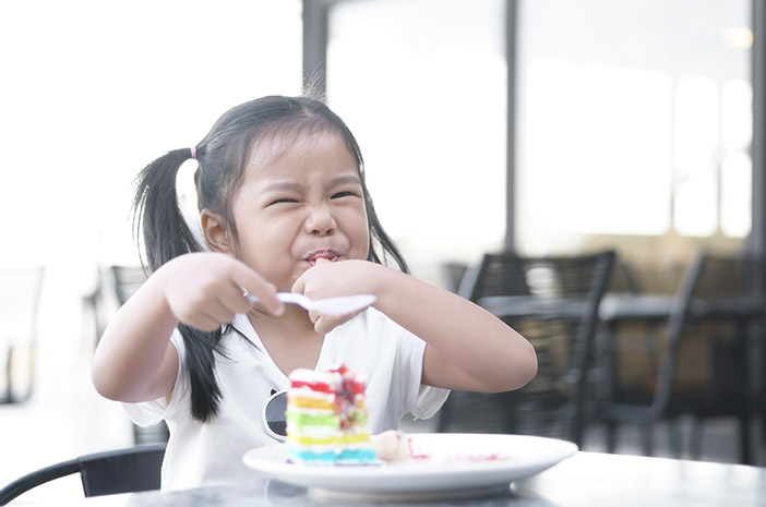 Ausführlich: Eltern, verstehen Sie die schädlichen Auswirkungen von überschüssigem Zucker für Kinder