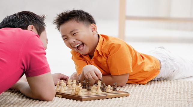 El ejercicio del cerebro derecho, es hora de jugar al ajedrez