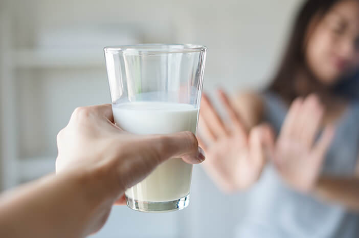 Причини, чому вагітним заборонено пити молочний кефір