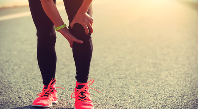 Seien Sie vorsichtig, diese 5 Bewegungen können beim Sport zu Verletzungen führen