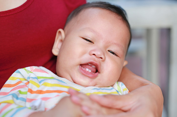 Diversen tandjes krijgen bij baby's